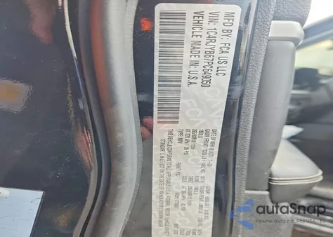 2023 Jeep Grand Cherokee Limited 4Xe z USA, uszkodzony, nr VIN 1C4RJYB67PC649050